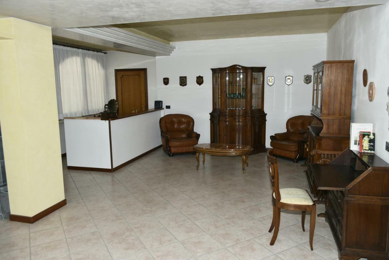Villa Manuela Местре Екстериор снимка