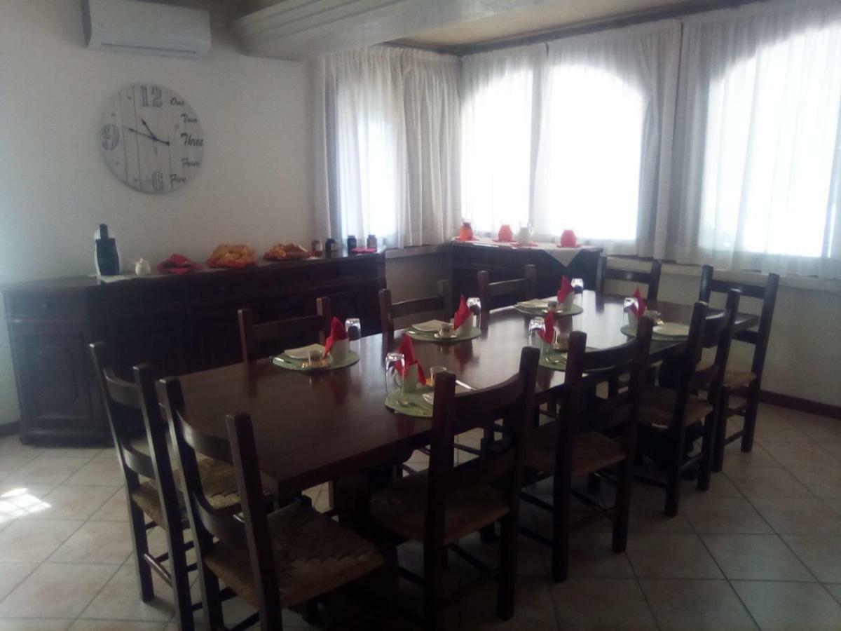 Villa Manuela Местре Екстериор снимка